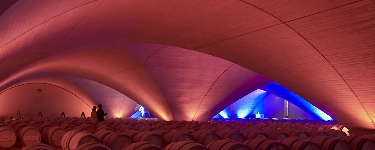 Otazu, entre las bodegas más bonitas de España, para Blank de Noirs